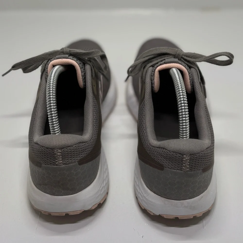 New Balance Fresh Foam 520 v8 Women’s Size 10 Gray Pink Running Shoes W520LM6 - Picture 7 of 14